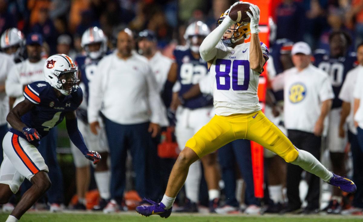 Florida vs. LSU: Gators' trip to Baton Rouge set for CBS, 3:30 p.m. start  in Tiger Stadium - Alligator Army