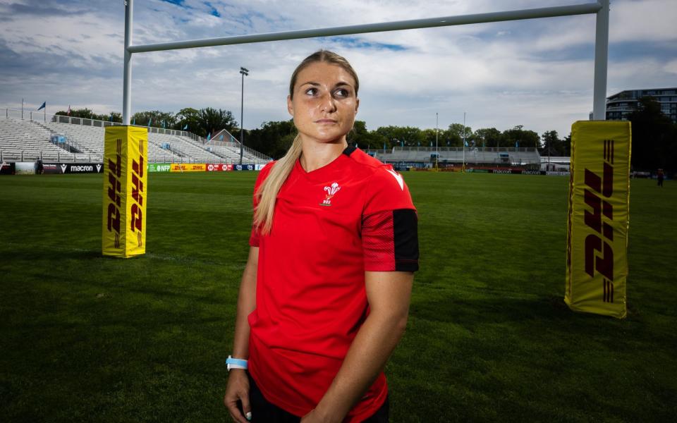 Lowri Norkett follows in late sister's footsteps with World Cup selection - HUW EVANS AGENCY