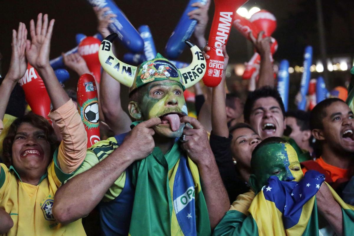 brazilian football fans