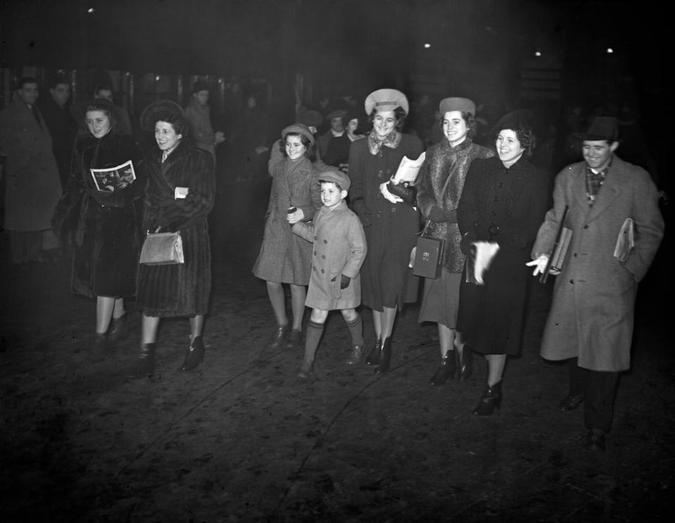 1938: The Kennedys at Victoria Station