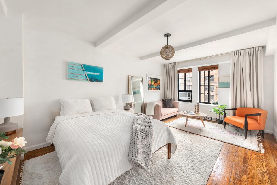 Alexandra Daddario is selling her NYC apartment