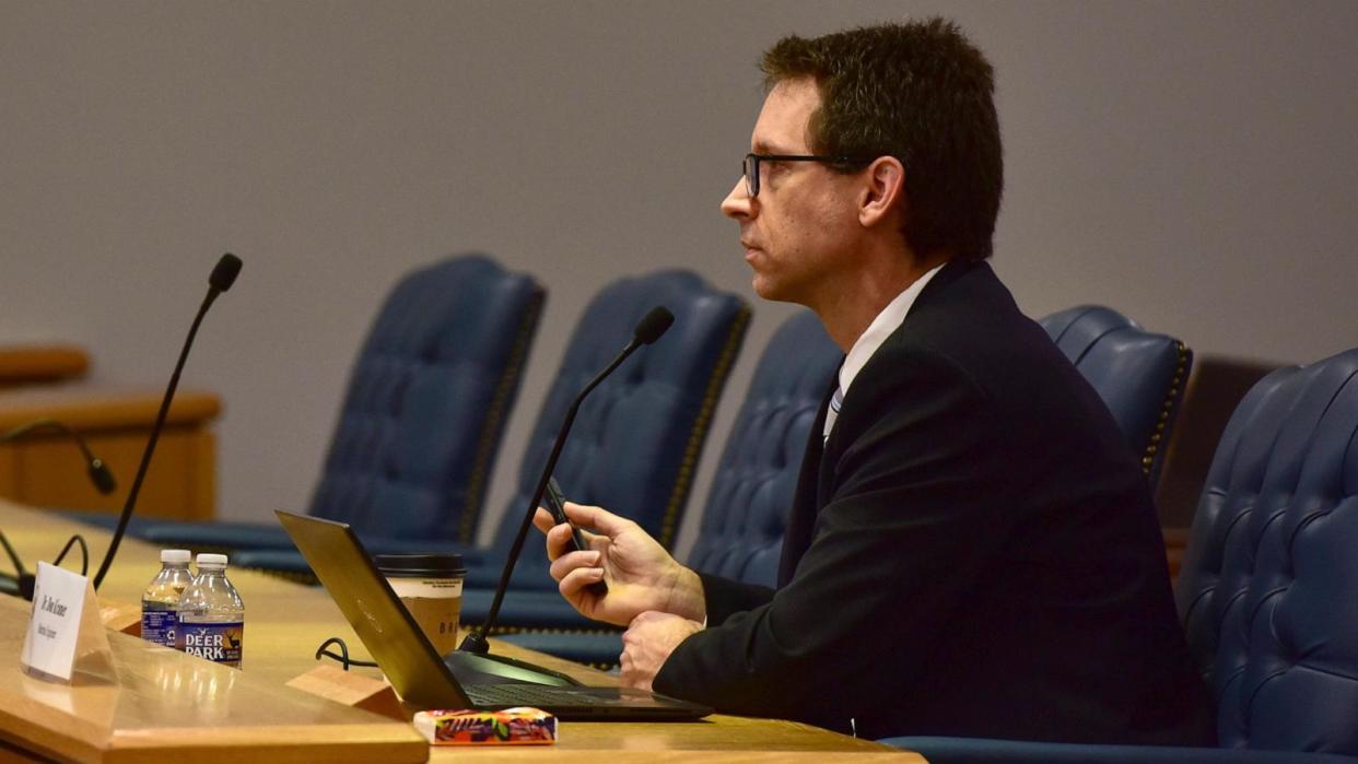 PHOTO: Don Kramer, NTSB engineer and acting chief of the Materials Laboratory, testifies during a formal maritime board hearing, Sept. 25, 2024, in North Charleston, S.C. (U.S. Coast Guard)