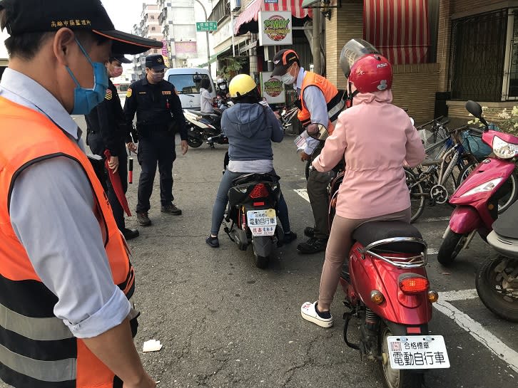 微型電動二輪車上路需掛牌　高市所加強取締違規車輛！