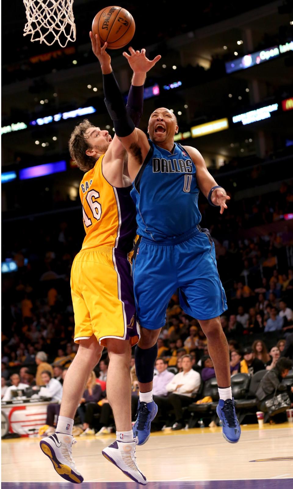 Dallas Mavericks v Los Angeles Lakers