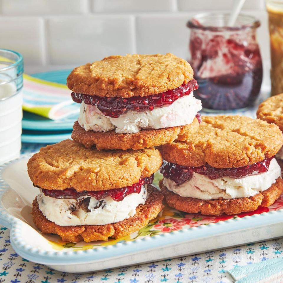 pbj ice cream sandwiches