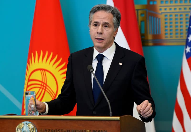 coolU.S. Secretary of State Blinken attends a news conference in Astana