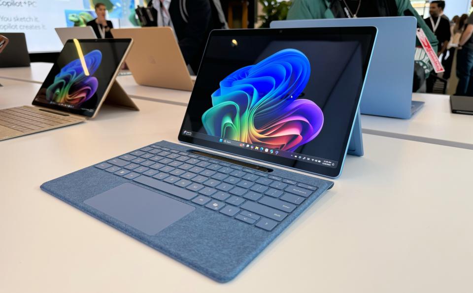 微軟 Surface Pro Copilot+ PC 登場：Arm 晶片、OLED 螢幕加全新鍵盤