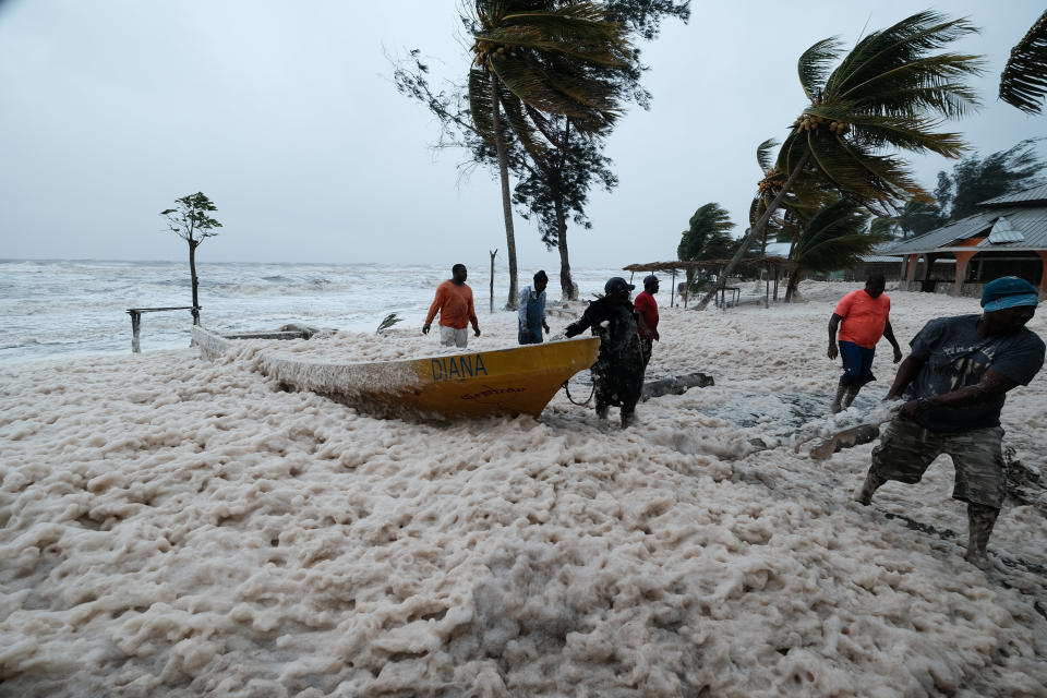 Image: Honduras on Alert as Hurricane Eta Approaches Central America (Getty Images / Getty Images)