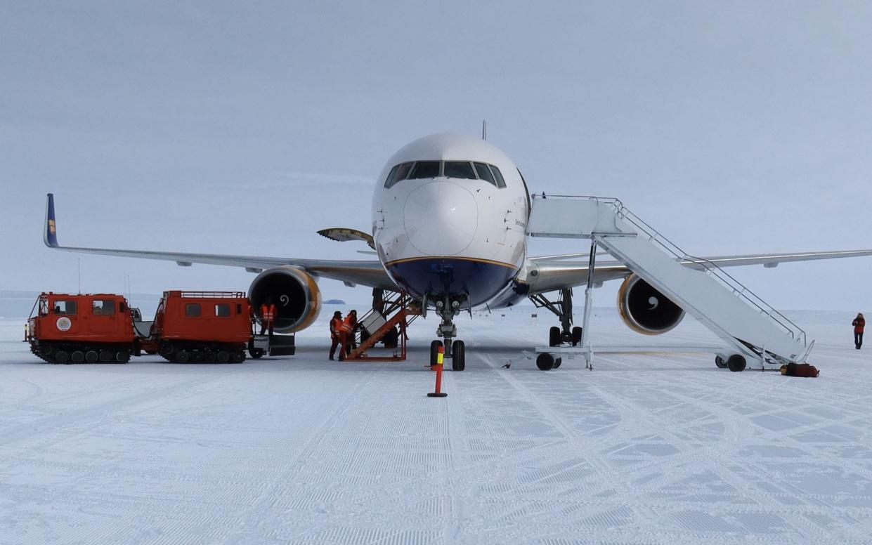 Icelandair - Norwegian Polar Institute