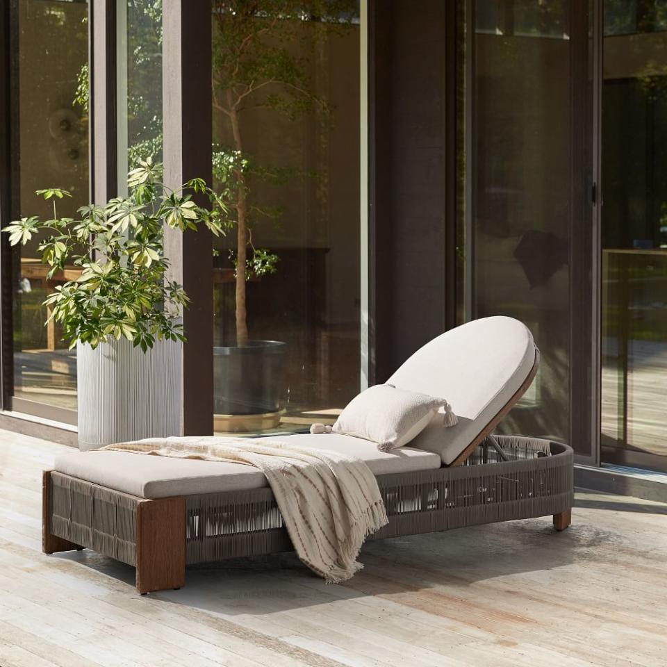 <p><a href="https://go.redirectingat.com?id=74968X1596630&url=https%3A%2F%2Fwww.westelm.com%2Fproducts%2Fporto-outdoor-chaise-lounger-h7066&sref=https%3A%2F%2Fwww.cosmopolitan.com%2Flifestyle%2Fg39749274%2Fbest-pool-lounge-chairs%2F" rel="nofollow noopener" target="_blank" data-ylk="slk:Shop Now;elm:context_link;itc:0;sec:content-canvas" class="link ">Shop Now</a></p><p>Porto Outdoor Chaise Lounger</p><p>$499.00</p><p>westelm.com</p>