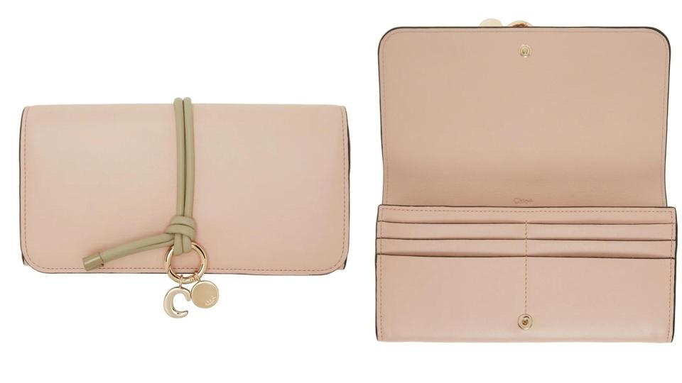 Chloé Wallets are up to 40% off! Popular Darryl wallet, high CP value Alphabet card set $1,300