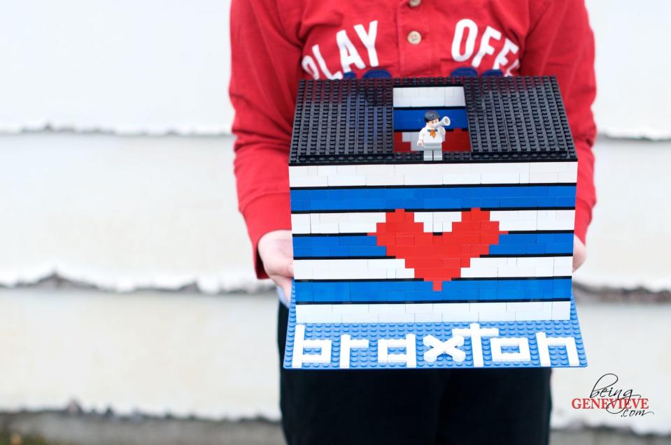 DIY Legos Valentine Box