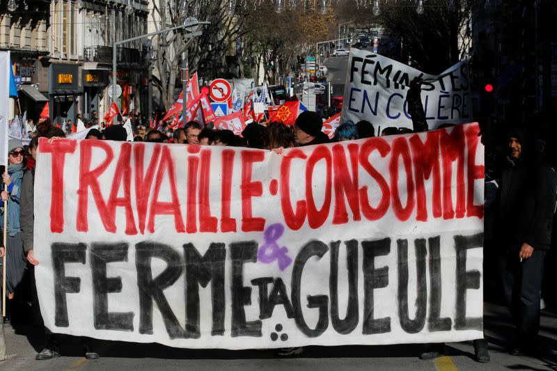 Second nationwide strike in France against pensions reform plans