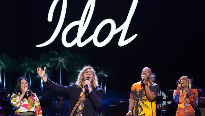 Allen Stone performs on “American Idol.” 