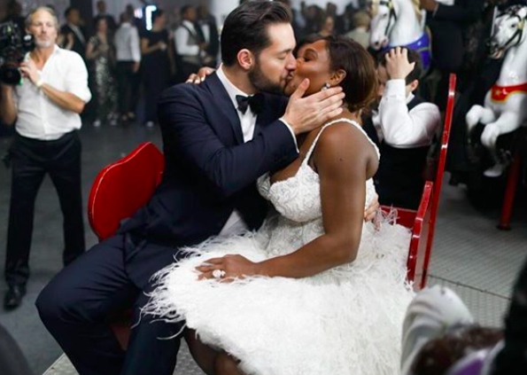 Stop what you’re doing and come see Serena Williams’ stunning wedding band 