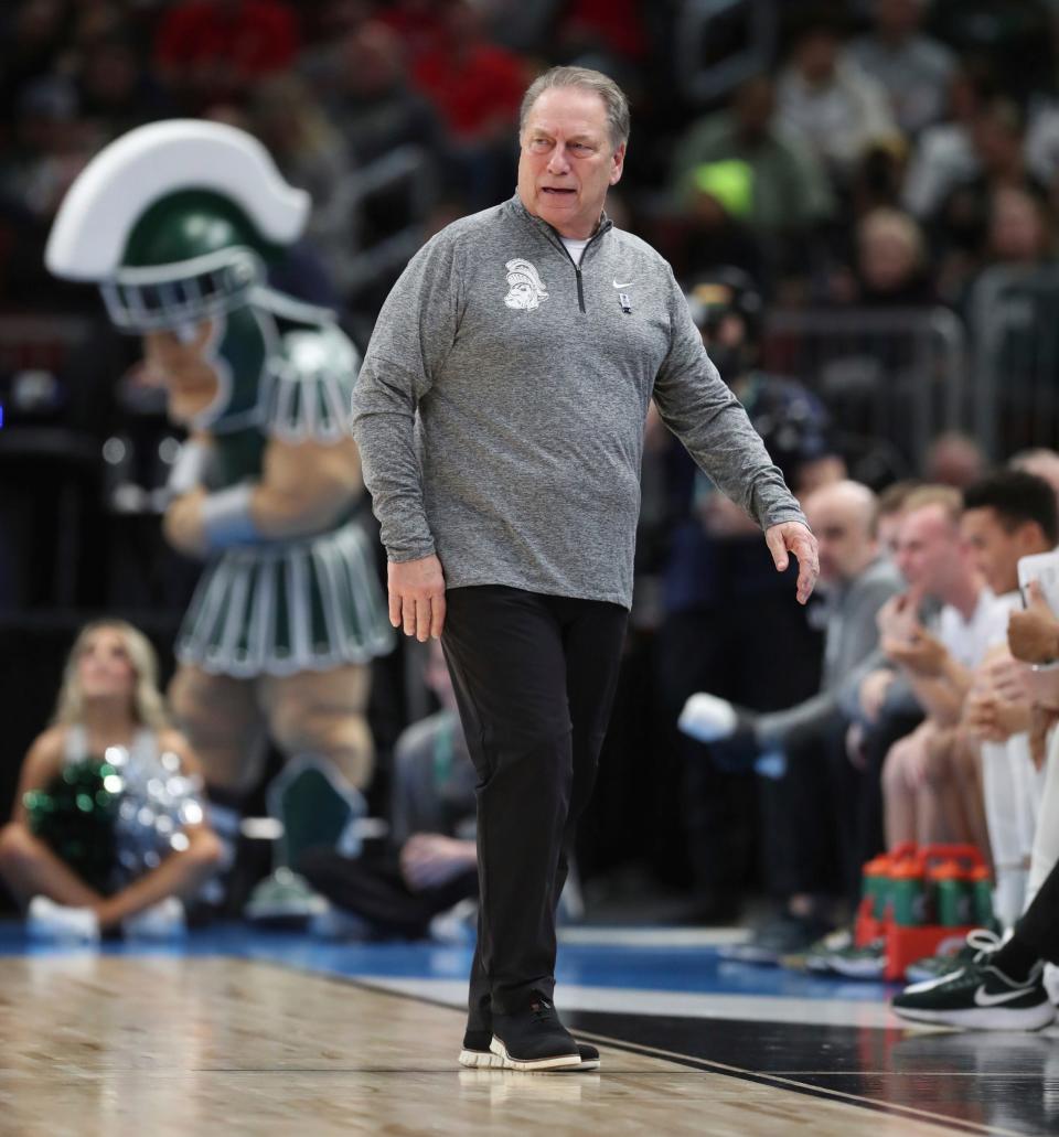 Michigan State Spartans head coach Tom Izzo on the sideline against the Ohio State Buckeyes in the Big Ten tournament quarterfinals at United Center in Chicago on Friday, March 10, 2023.