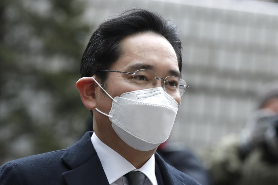 Samsung Electronics Vice Chairman Lee Jae-yong arrives at the Seoul High Court in Seoul, South Korea, Monday, Jan. 18, 2021. Samsung scion Lee will not appeal a court ruling that sentenced him to two and a half years in prison for bribing South Korea's then-president for business favors. (AP Photo/Lee Jin-man)