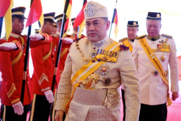 sultan, agong, keluarga diraja malaysia, TMJ, yang di-pertuan agong, putera raja, puteri raja, kerabat diraja