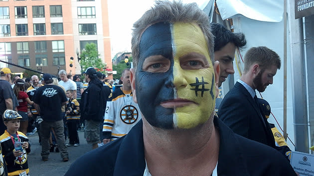 Quebec beer store angers Boston Bruins fans with sticker joke