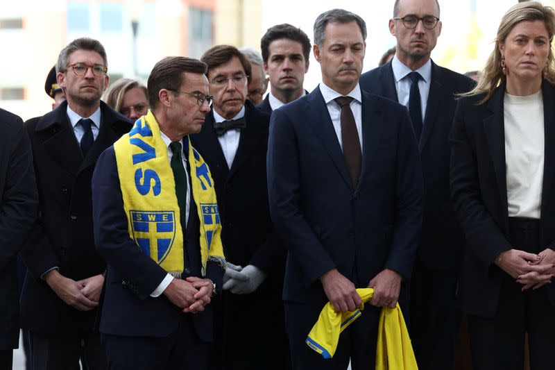 Swedish PM Kristersson and Belgian PM De Croo pay tribute to the victims of the shooting in Brussels