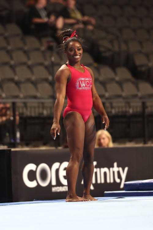 Simone Biles, feliz en su regreso