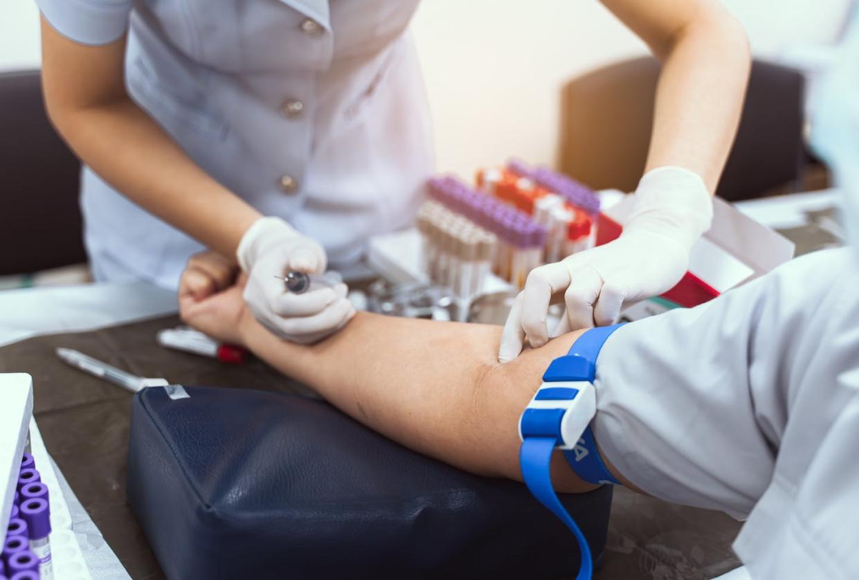 <a href="https://www.shutterstock.com/es/image-photo/nurse-taking-patients-blood-test-2333998527" rel="nofollow noopener" target="_blank" data-ylk="slk:Ken stocker/Shutterstock;elm:context_link;itc:0;sec:content-canvas" class="link ">Ken stocker/Shutterstock</a>