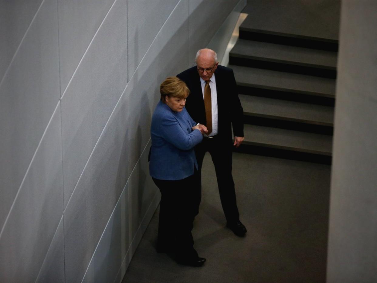 Volker Kauder und Kanzlerin Merkel.