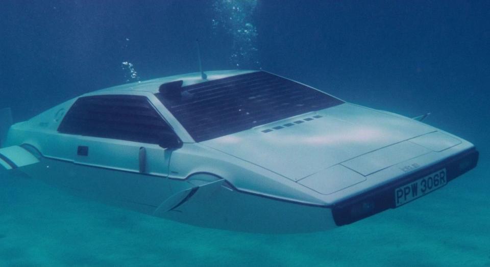 <p> Not impressed by the standard land-only Lotus Espirit? The model James Bond drives in The Spy who Loved Me comes properly into its own once you’ve driven it off a pier. There’s no need to panic as you sink to the bottom of the sea, because the flick of a button transforms your vehicle into a submarine, bringing a huge variety of ocean life directly to your windscreen. The car also comes with a missile launcher, in case you’re having bother from villains in helicopters. </p>