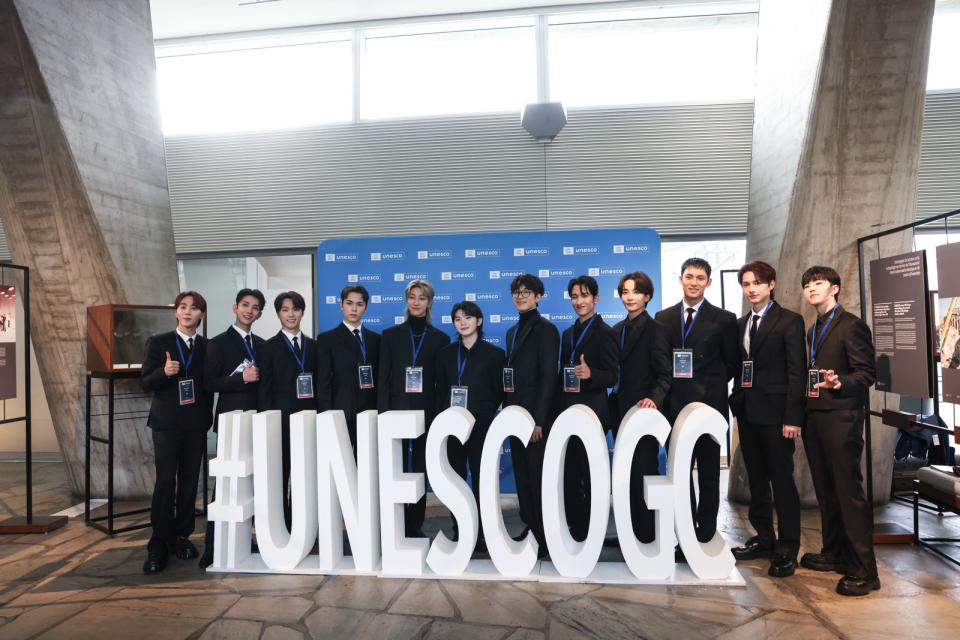 韓國男團SEVENTEEN抵聯合國教科文組織法國總部，訂於台灣時間15日凌晨2時30分進行演講。（取自UNESCO Flickr）