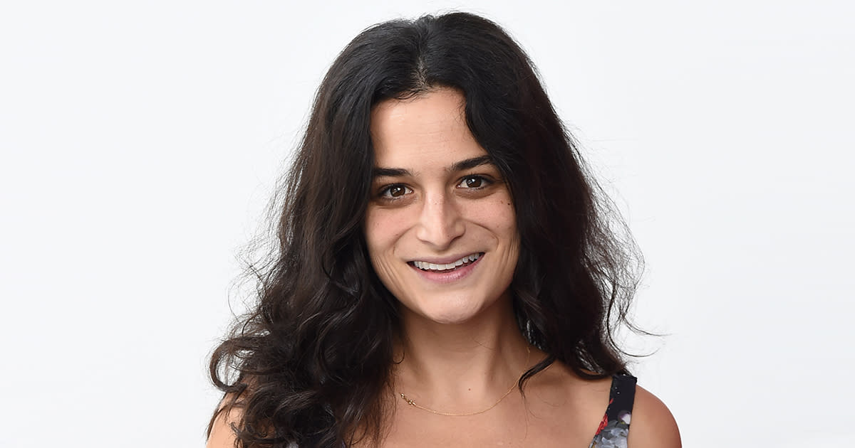 Jenny Slate is single for the first time in her adult life, and she says it’s good for her mental health