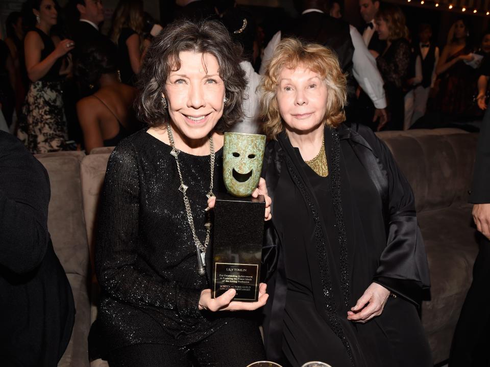 lily tomlin and wife