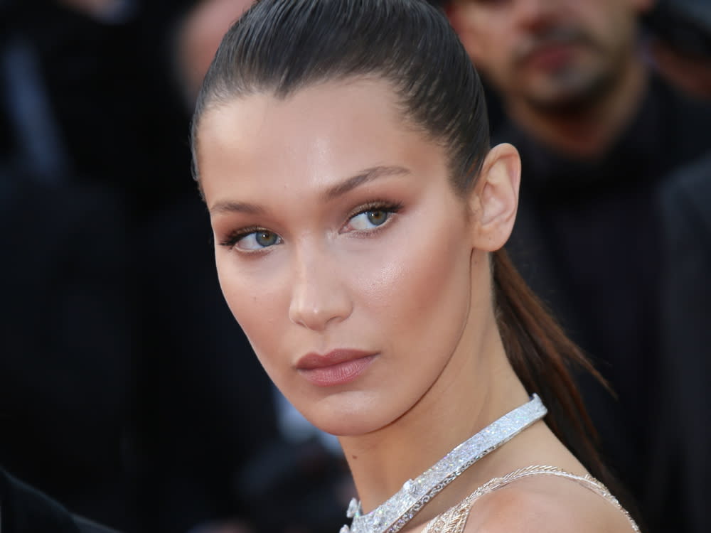 Bei ihr stimmt einfach alles: Supermodel Bella Hadid (Bild: Denis Makarenko / Shutterstock.com)