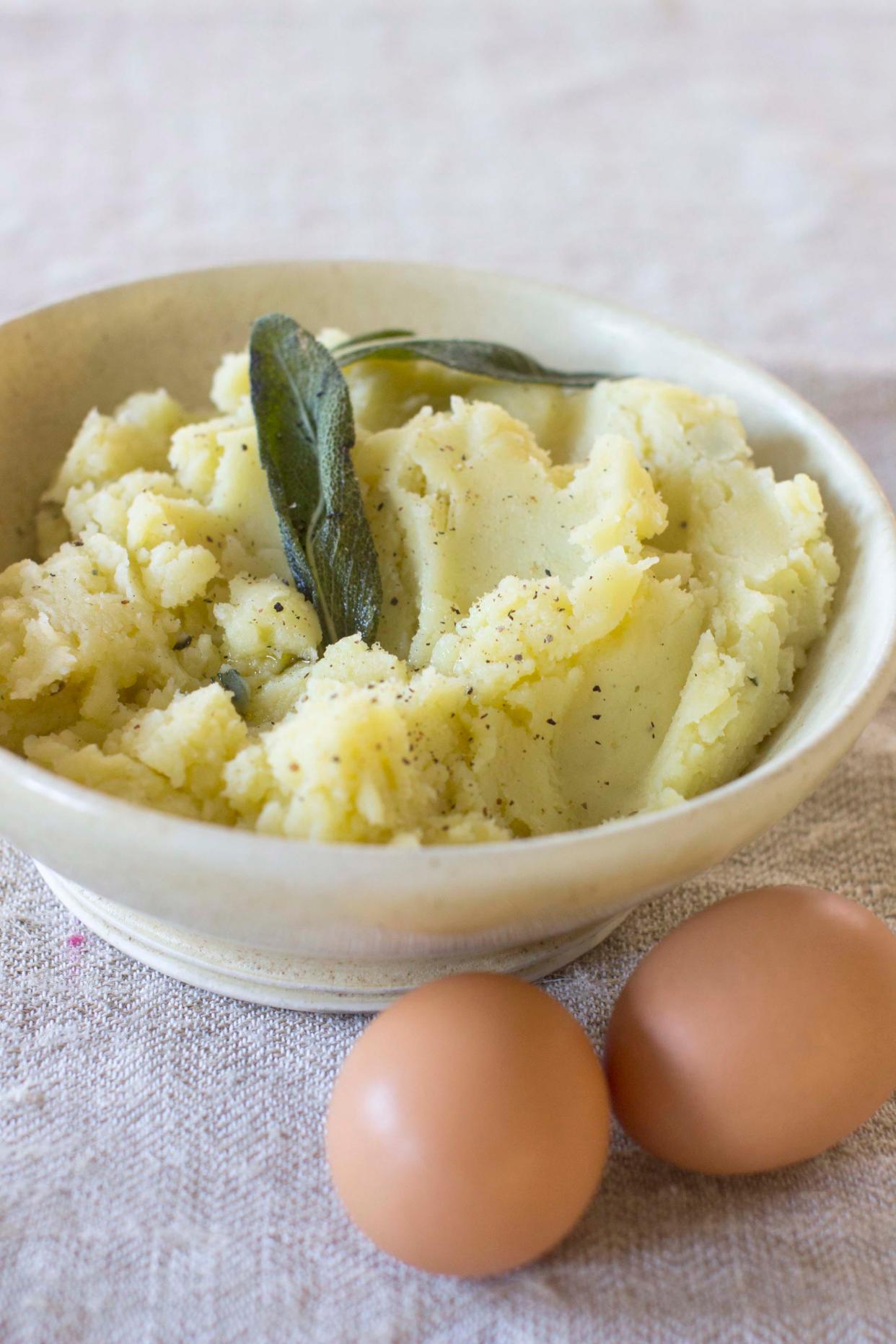 
Ultra rich mashed potatoes use olive oil instead of cream or milk for a result that is richly savory and just a bit peppery. 
