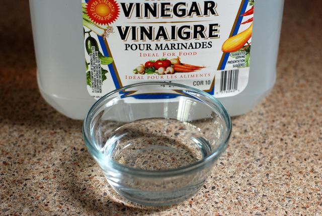 10 usos del vinagre en la limpieza del hogar  Usos del vinagre, Limpieza  de grifos, Vinagre