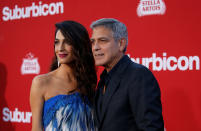 <p>Lo de George y Amal Clooney fue amor a primera vista. Se conocieron en una cena de amigos comunes a la que también asistieron los padres del actor. De hecho, Nick y Nina Clooney confesaron a la revista ‘People’, que notaron desde un principio que a su hijo le gustaba la prestigiosa abogada. ¿Se imaginaban entonces que hoy estarían casados y que serían padres de gemelos? (Foto: Mario Anzuoni / Reuters). </p>
