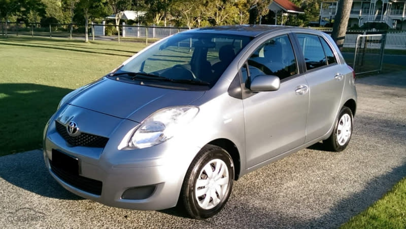 Police wish to identify this witness who was not involved in the incident. They believe a mid-2000s model Toyota Yaris hatch was involved. Source: Victoria Police