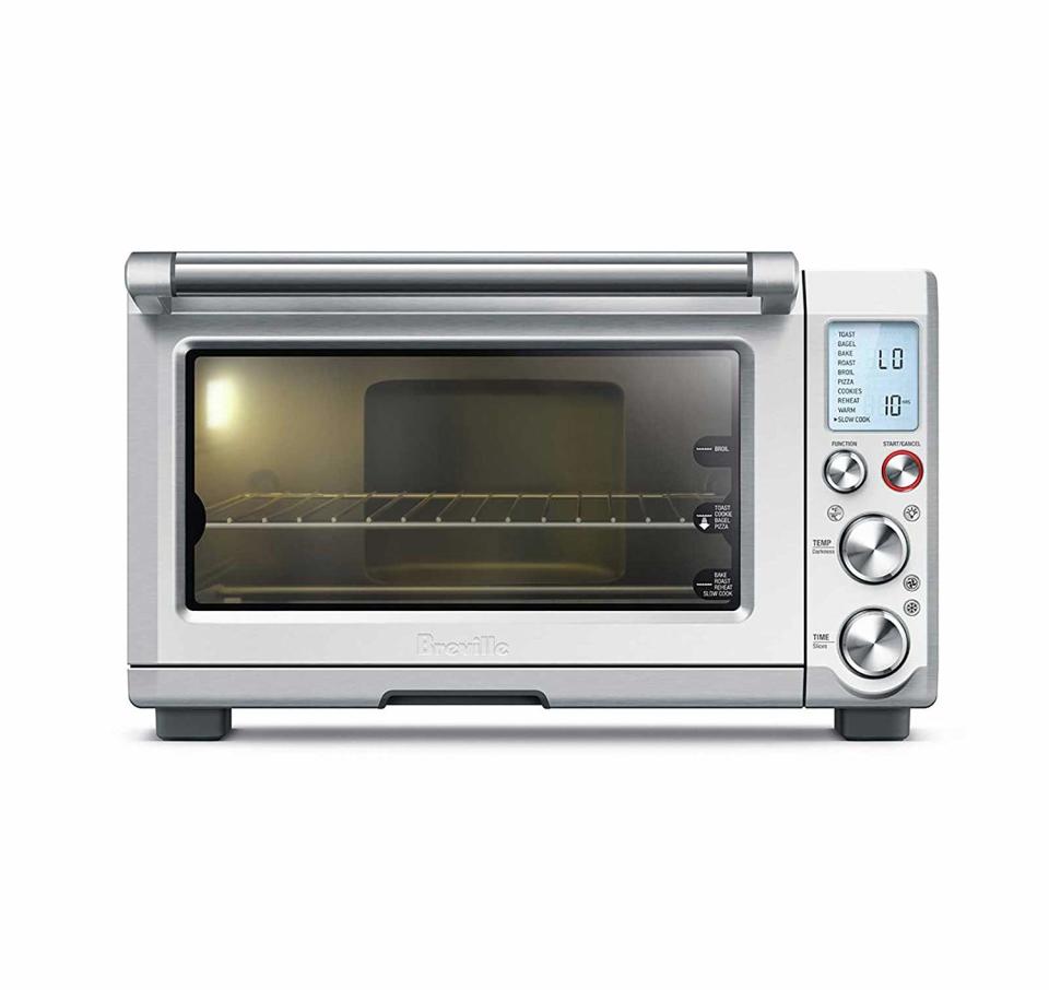 Breville BOV845BSS Smart Oven Pro 1800 W Convection Toaster Oven with Element IQ. (Photo: Amazon)