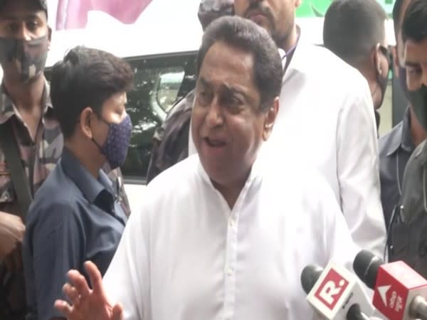 Madhya Pradesh Congress chief Kamal Nath outside TMC office in Delhi. (Photo/ANI)