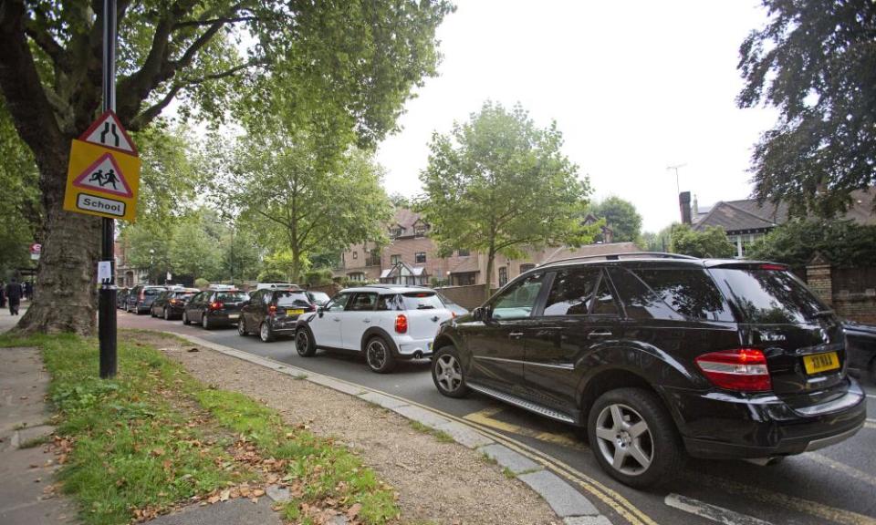 School Run Traffic Chaos