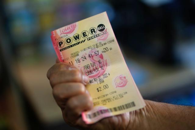 Winning Mega Millions $1.58 billion ticket sold in Florida - CBS News