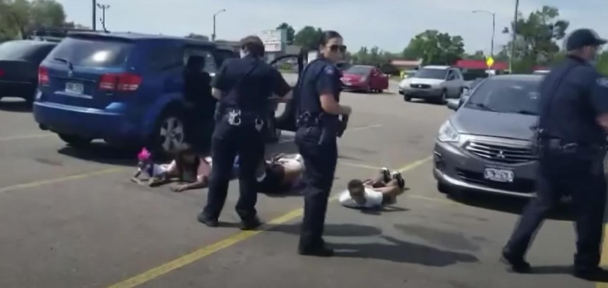 aurora police traffic stop