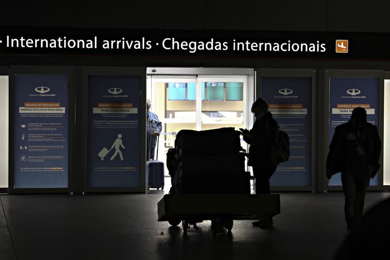 El aeropuerto de Ezeiza, cada vez con menos llegadas