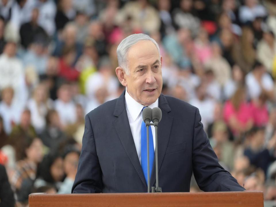 以色列總理尼坦雅胡壓力增加，主要反對派領袖呼籲，以色列提前舉行選舉。