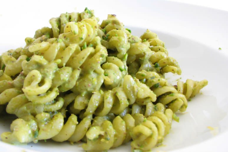 Entrée: Basil-Ricotta Pesto Pasta