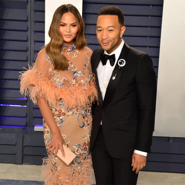 Chrissy Teigen y John Legend credit:Bang Showbiz