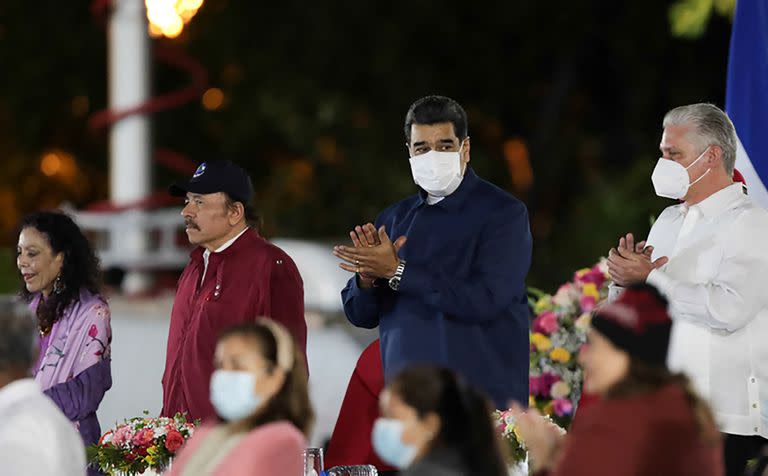 Rosario Murillo, Daniel Ortega, Nicolás Maduro y Miguel Díaz-Canel, en Managua, el año pasado. ( Venezuelan Presidency / AFP) 