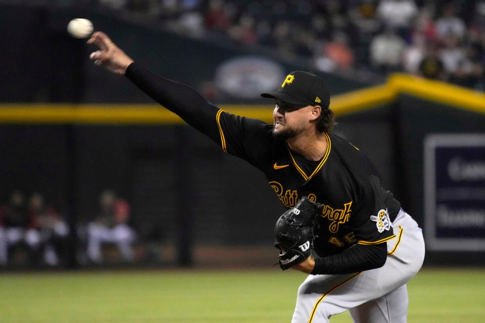 Aug 8, 2022; Phoenix, Arizona, USA; Pittsburgh Pirates relief pitcher Tyler Beede (48) throws against the Arizona Diamondbacks in the first inning at Chase Field.