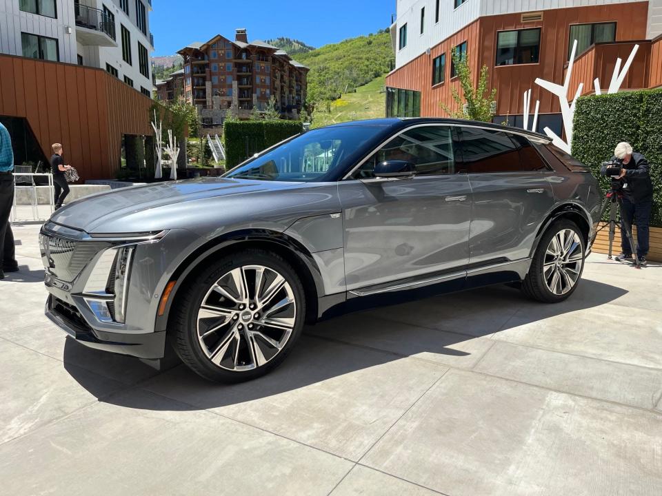 Cadillac Lyriq iz 2023. je među prvim električnim luksuznim SUV-ovima koji će se naći u prodaji.