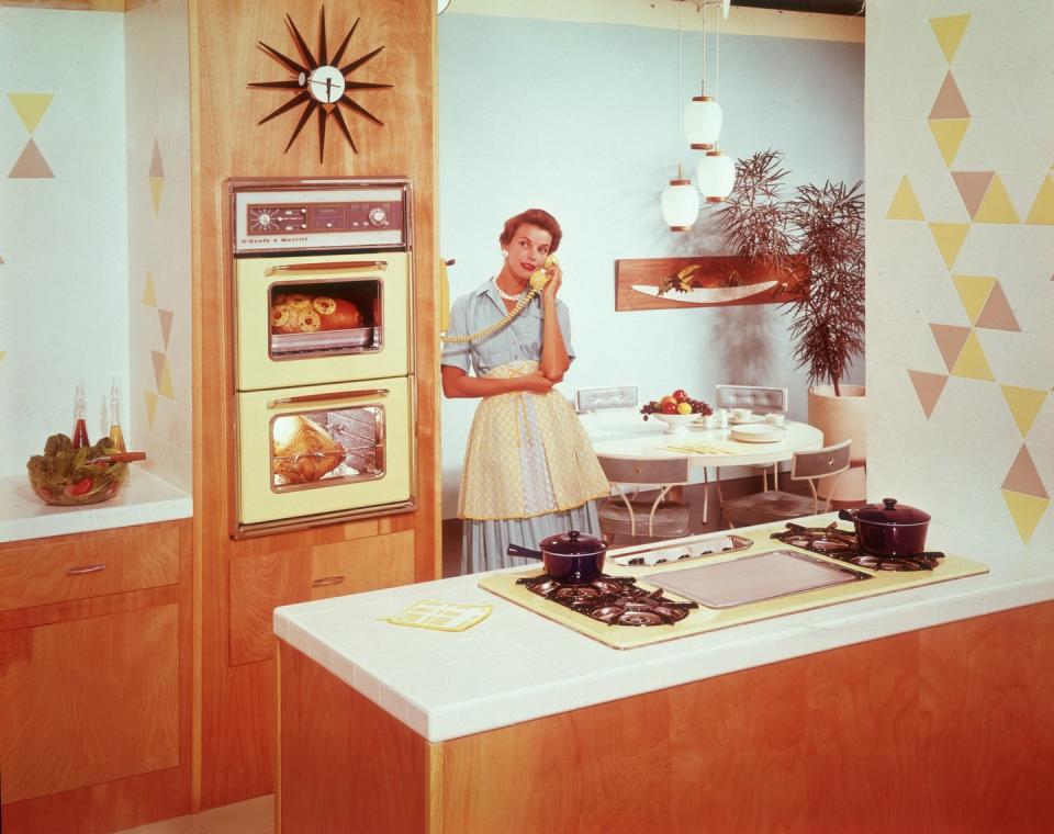 1950: The Electric Range