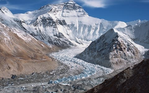 Mountains pulverized by glaciers in Snowball Earth fed algae in the sea allowing them to take over from bacteria  - Credit: DAVID BREASHEARS / GLACIERWORKS 